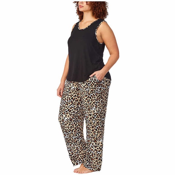 Betsey Johnson 3-piece Lounge Set / Pajamas - Picture 2 of 8